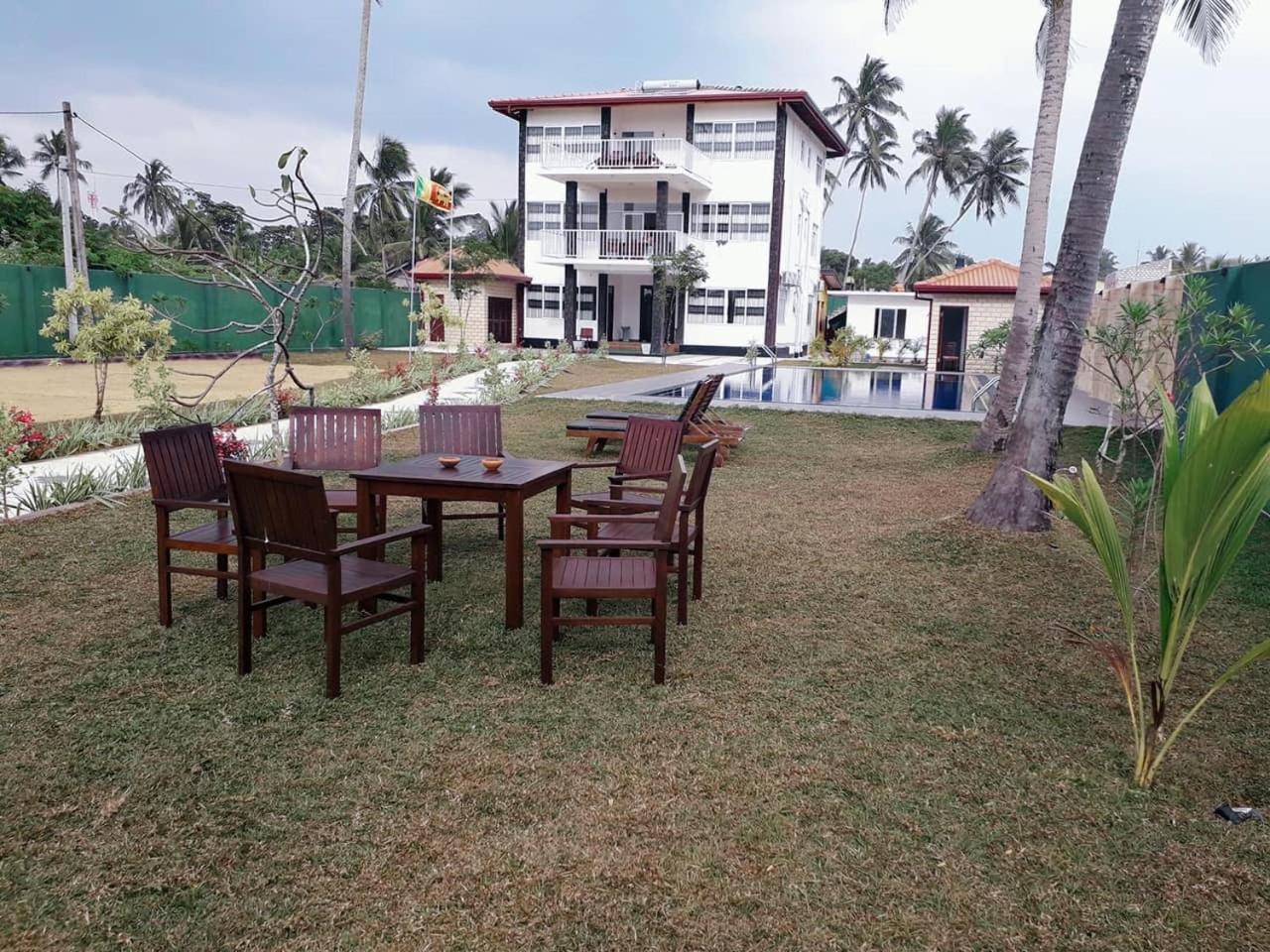Blue Beach Villa Wadduwa Exteriér fotografie